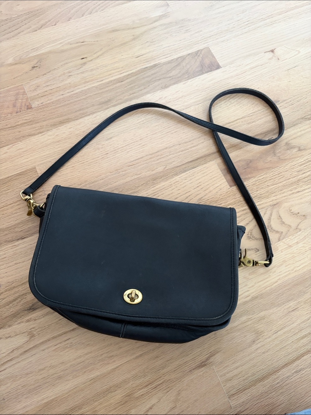 Vintage coach Black Leather Crossbody Bag